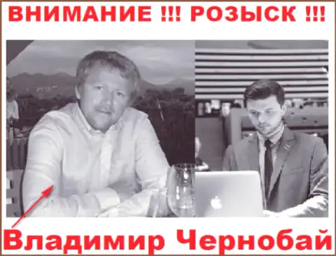 Чернобай Владимир (слева) и актер (справа), который играет роль владельца Форекс брокерской конторы ТелеТрейд и Forex Optimum